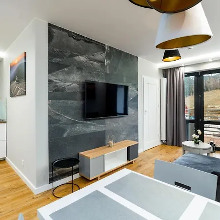 Triventi Mountain Residence, Sun & Snow アパート *